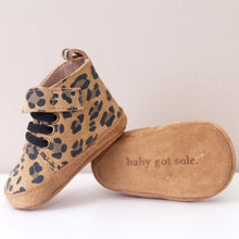 Load image into Gallery viewer, Buddy Tan Leopard Trainers