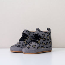 Load image into Gallery viewer, Buddy Grey Leopard Unisex Trainers