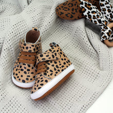 Load image into Gallery viewer, Jagger Tan Animal Print Unisex Trainers