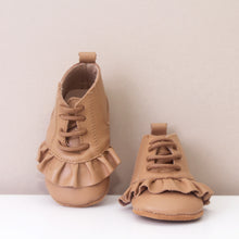 Load image into Gallery viewer, Marlowe Frill Tan Girls Boots