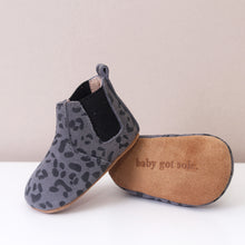 Load image into Gallery viewer, Suki Grey Leopard Print Chelsea Boots
