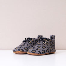 Load image into Gallery viewer, River Grey Leopard Print Unisex Oxfords

