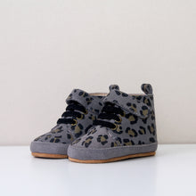 Load image into Gallery viewer, Buddy Grey Leopard Unisex Trainers
