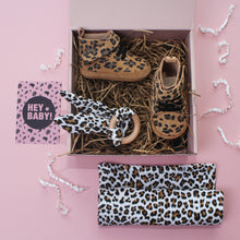 Load image into Gallery viewer, Leopard Booties Tan Unisex New Baby Set
