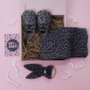 Leopard Lovers Grey Unisex New Baby Gift Set