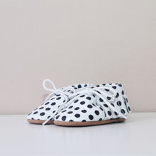 Load image into Gallery viewer, Sonny Polka Dot Spot Fringed Leather Moccasins
