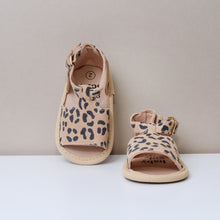 Load image into Gallery viewer, Sahara Camel Leopard Print Sandals
